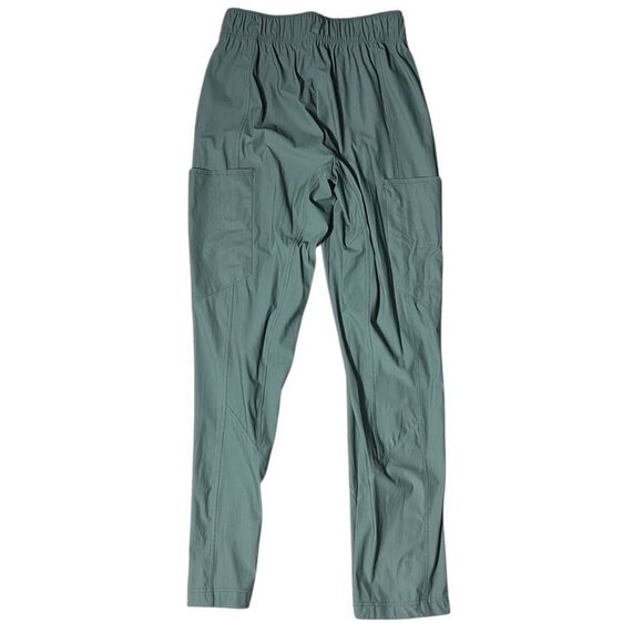 Ruti women’s 0 the cargo pants that will surprise green quiet luxury - Picture 5 of 10